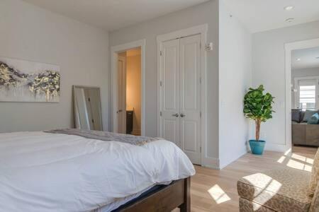 The Briar - Luxurious Condo Near Vanderbilt, Nashville Ngoại thất bức ảnh