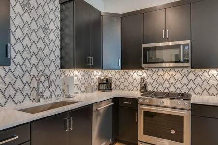The Briar - Luxurious Condo Near Vanderbilt, Nashville Ngoại thất bức ảnh